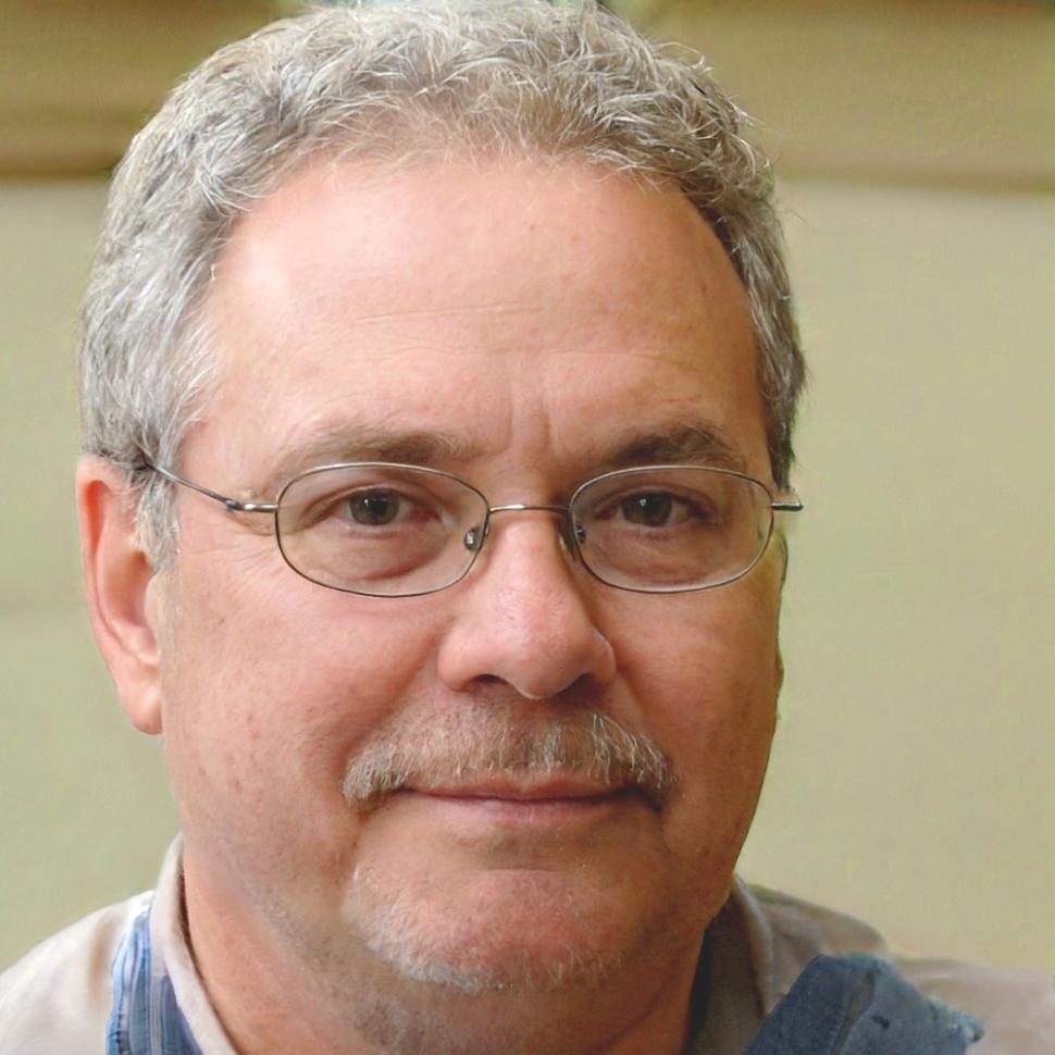 Marc Dubois, Expert en Finance